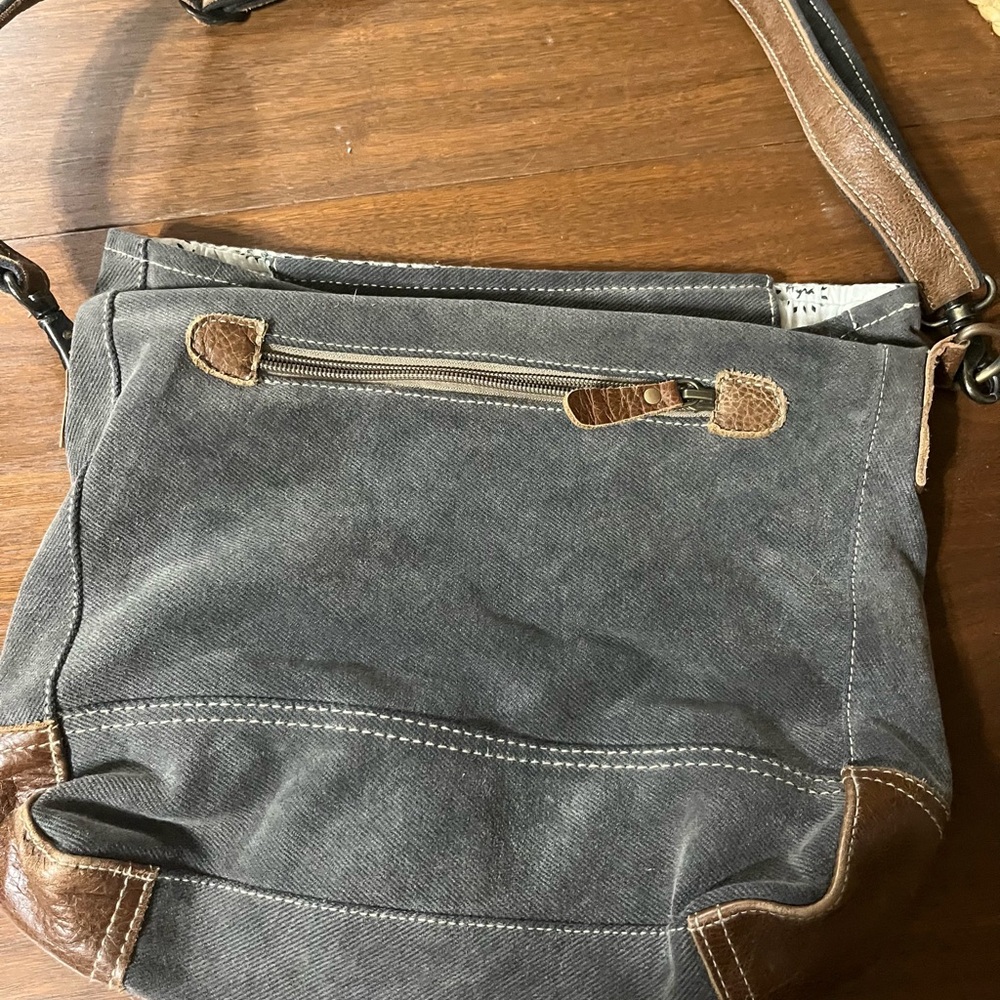 Myra bag— great shape! - Picture 2 of 2